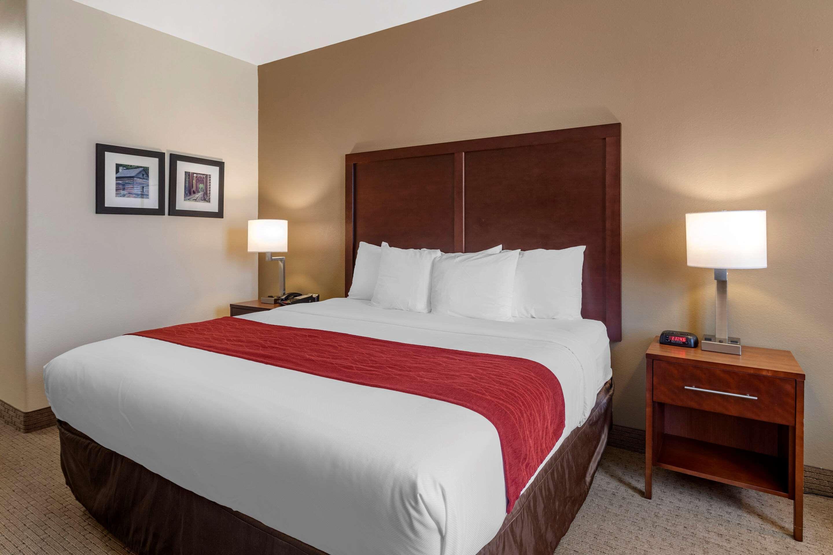 Comfort Inn & Suites Villa Rica Kültér fotó