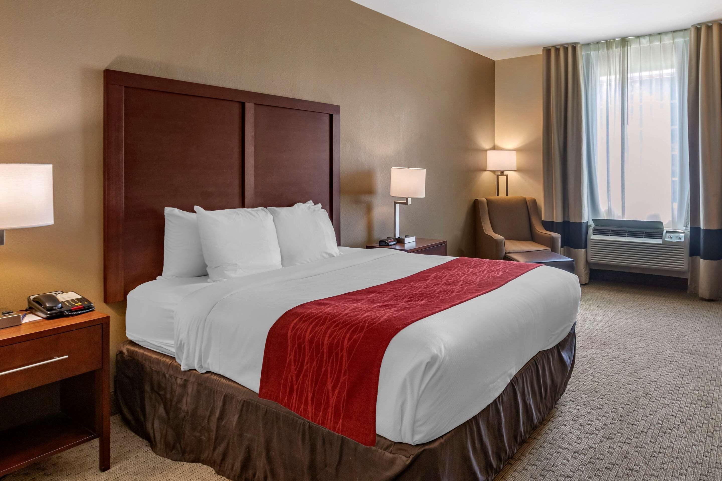 Comfort Inn & Suites Villa Rica Kültér fotó