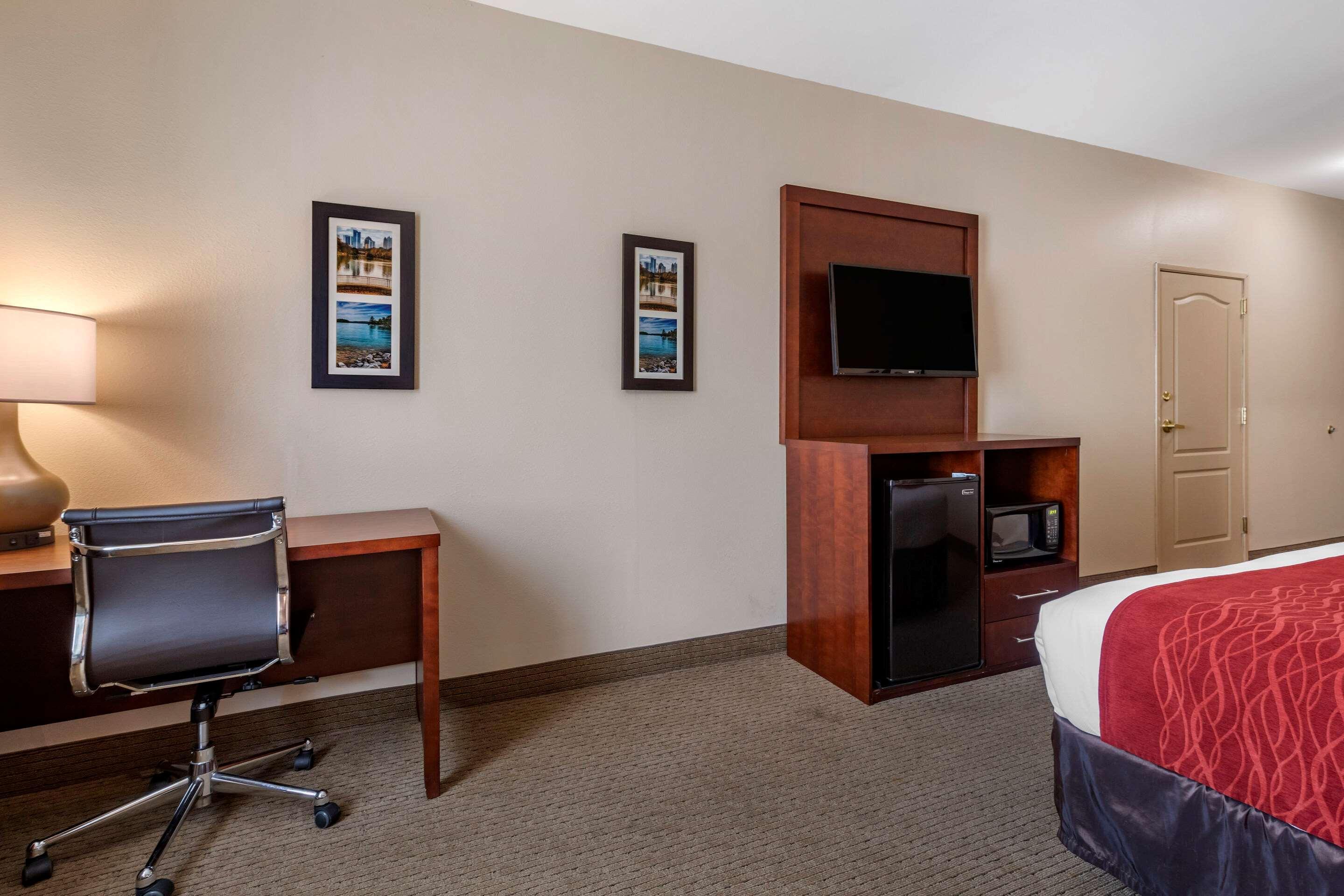 Comfort Inn & Suites Villa Rica Kültér fotó
