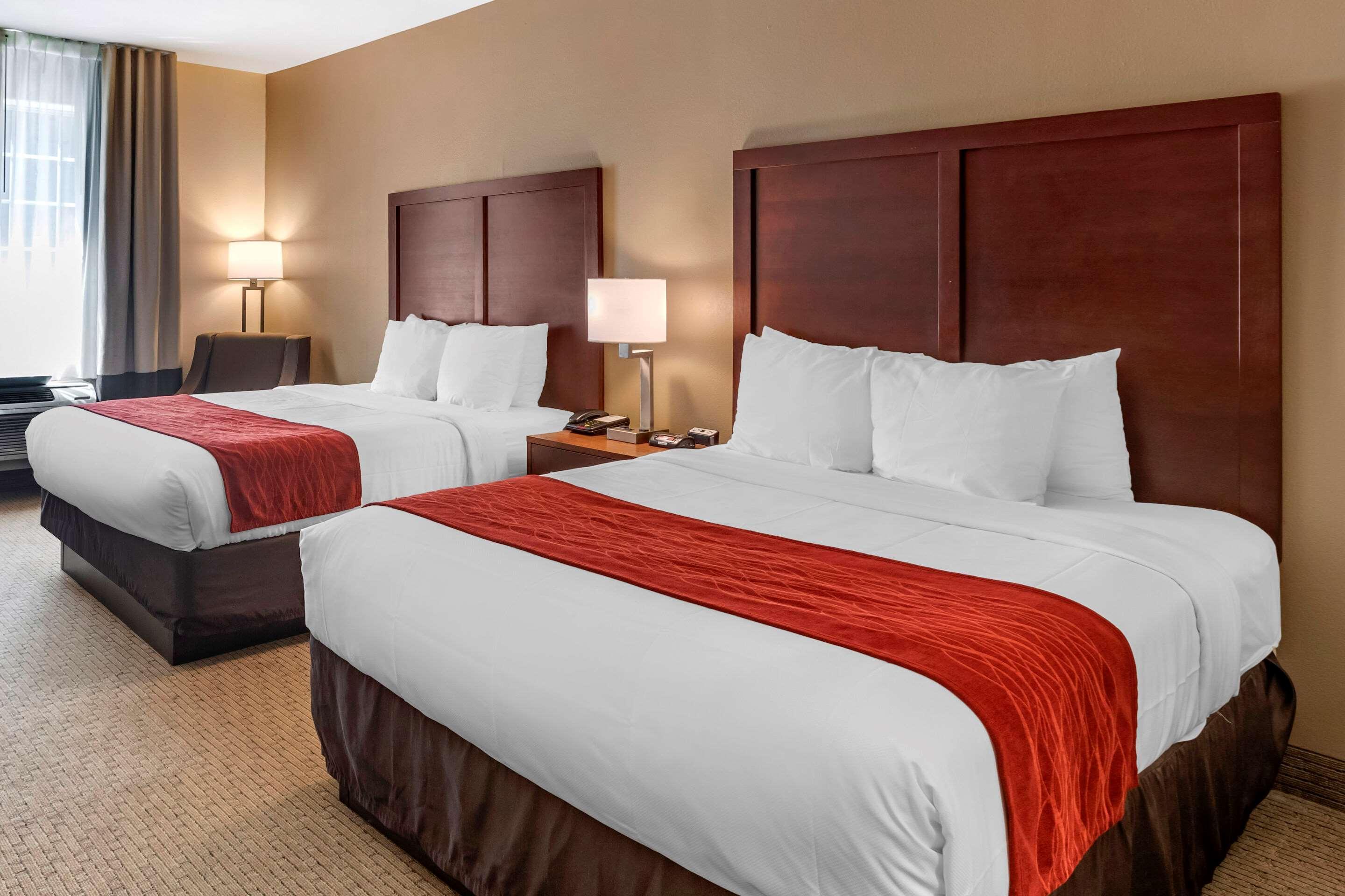 Comfort Inn & Suites Villa Rica Kültér fotó