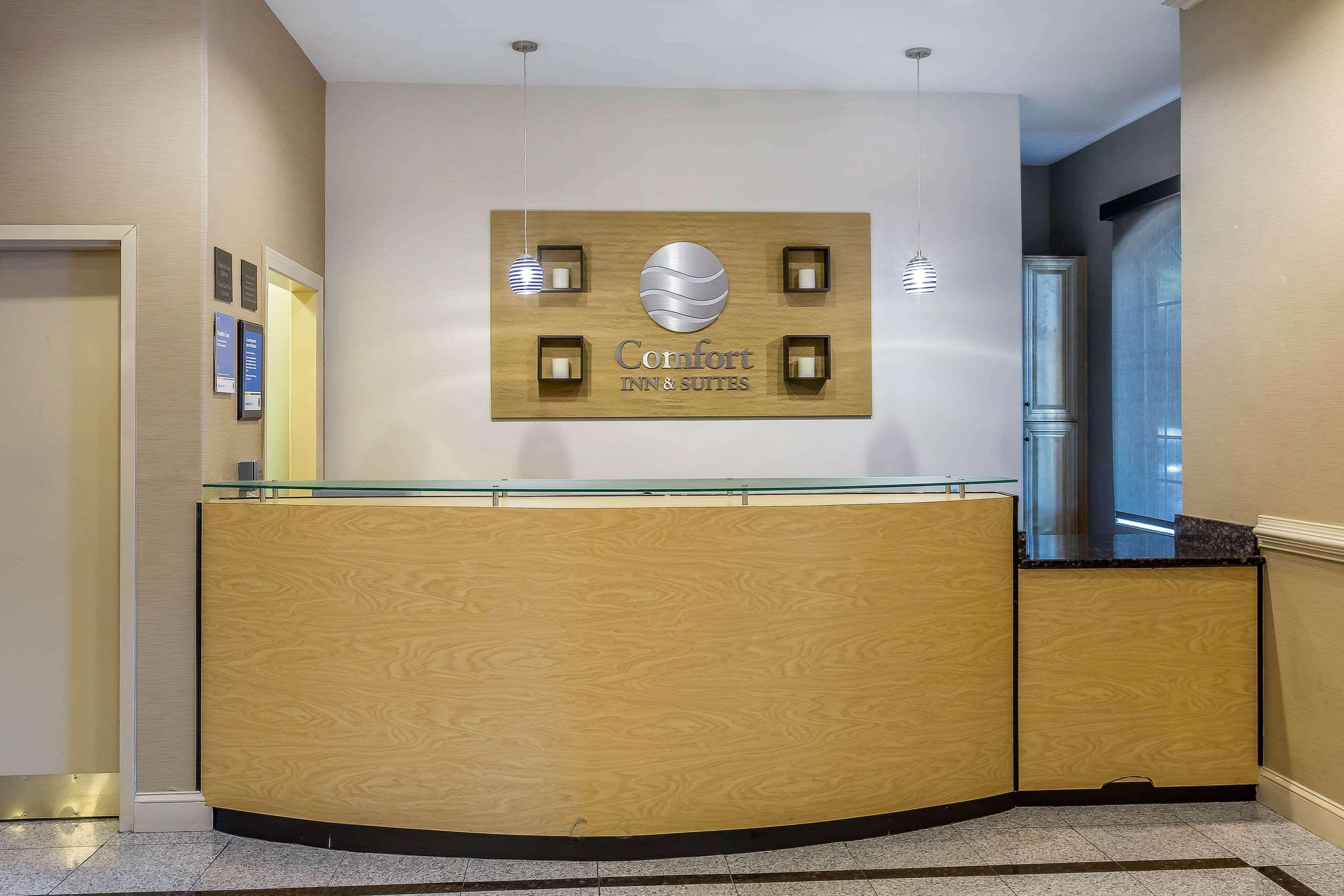 Comfort Inn & Suites Villa Rica Kültér fotó